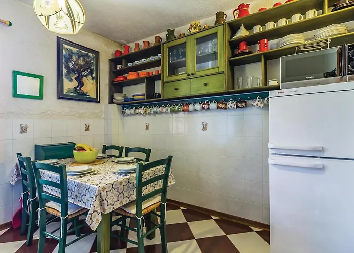 Two-bedroom In Apartmán Premantura